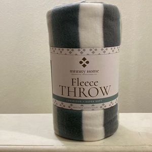 $10 deal! Fleece throw